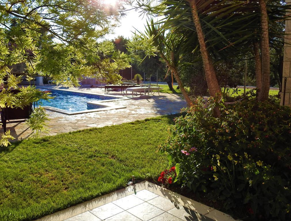 Apartments Villa Barbara Сумартин Экстерьер фото